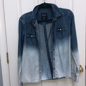 Ombre American Eagle jean long sleeve shirt